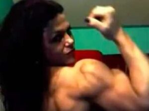 Mesmerizing Female Bodybuilder Alexxis With Massive Muscles